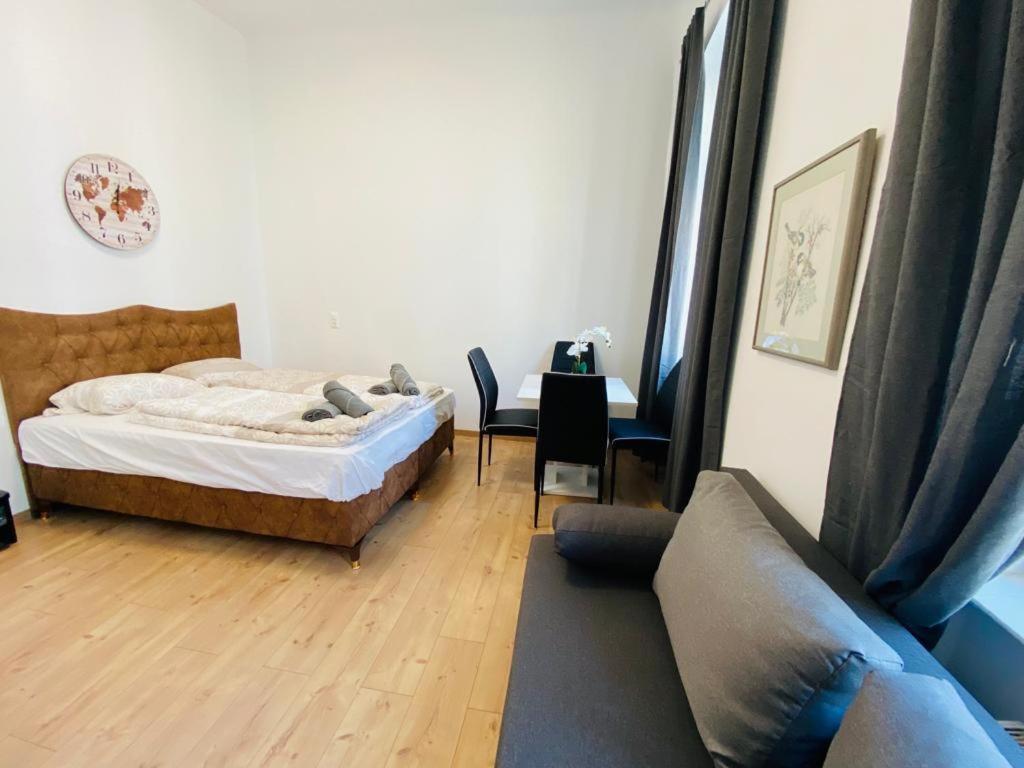 Premium Triple Room Dw Вена Экстерьер фото