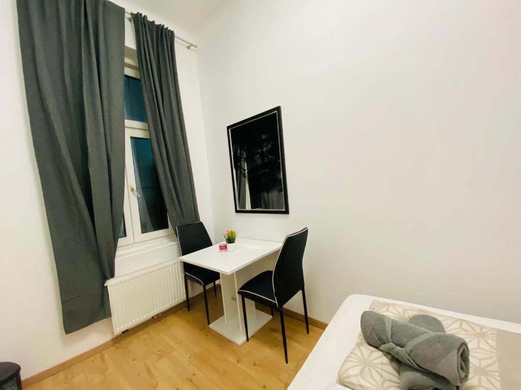 Premium Triple Room Dw Вена Экстерьер фото